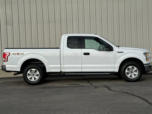 Used 2015 Ford F150 XLT w/ Equipment Group 301A Mid image 4
