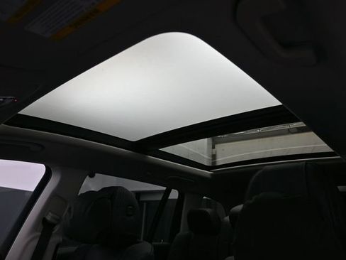 New 2026 Mercedes-Benz GLS 450 4MATIC image 2