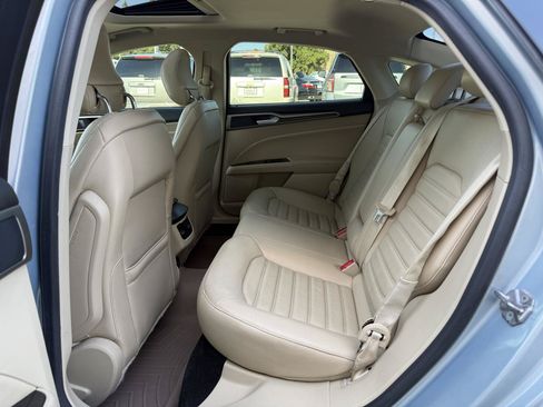 Used 2014 Ford Fusion SE w/ Equipment Group 502A FWD image 13