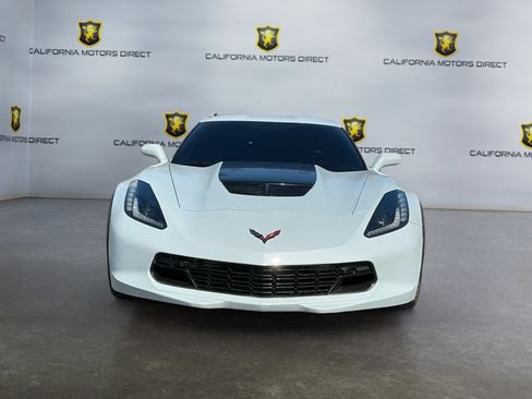 Used 2019 Chevrolet Corvette Z06 RWD image 2