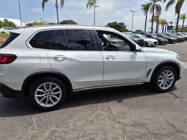 Used 2020 BMW X5 xDrive40i w/ Executive Package AWD/4WD image 4