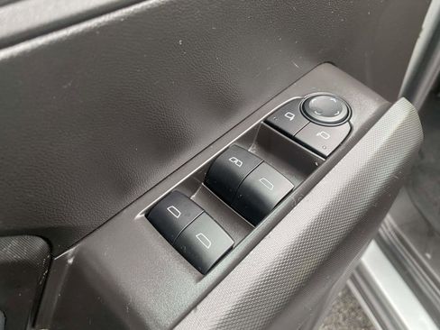 Used 2024 Chevrolet Colorado LT w/ LT Convenience Package II image 18