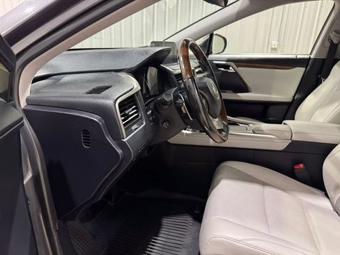 Used 2021 Lexus RX 350L Premium w/ Premium Package AWD/4WD image 11