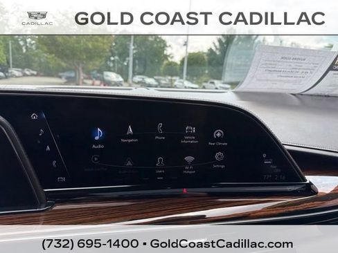 Used 2021 Cadillac Escalade ESV Premium Luxury w/ Driver Assist Tech Package AWD/4WD image 29