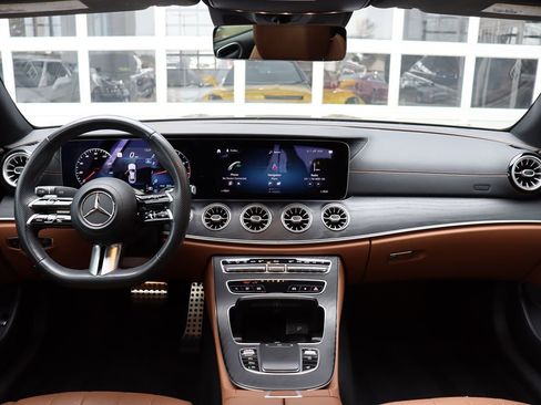 Used 2023 Mercedes-Benz E 450 Coupe image 12