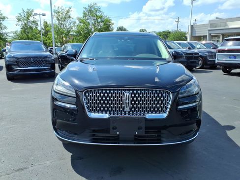 Certified 2022 Lincoln Corsair AWD w/ Premium Package image 2