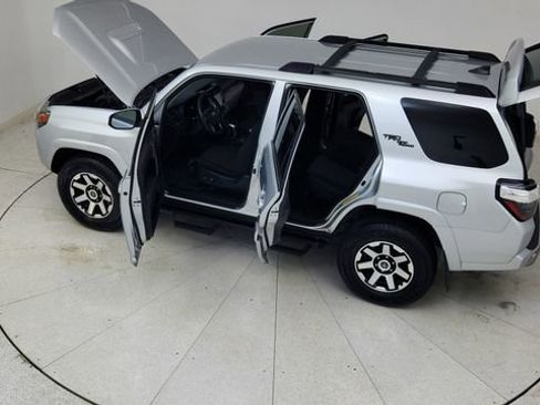 Used 2022 Toyota 4Runner TRD Off-Road image 82