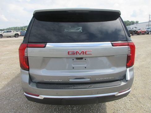 New 2026 GMC Yukon Elevation w/ Elevation Premium Package AWD/4WD image 5
