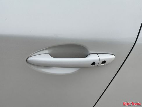 Used 2023 MAZDA CX-5 AWD 2.5 S w/ Premium Plus Pkg image 10