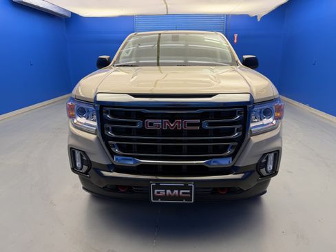 Used 2022 GMC Canyon AT4 AWD/4WD image 3