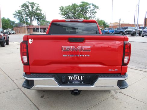 Used 2023 GMC Sierra 1500 SLE AWD/4WD image 6