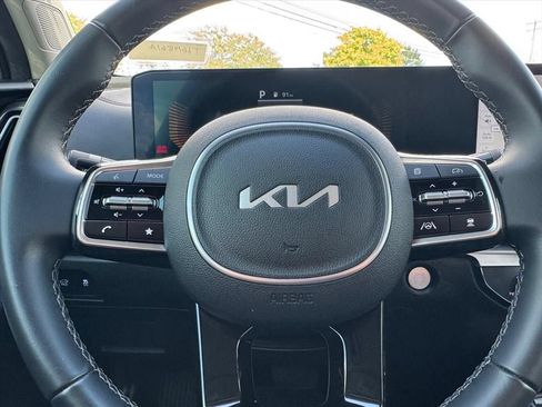 Certified 2024 Kia Sorento EX FWD image 18