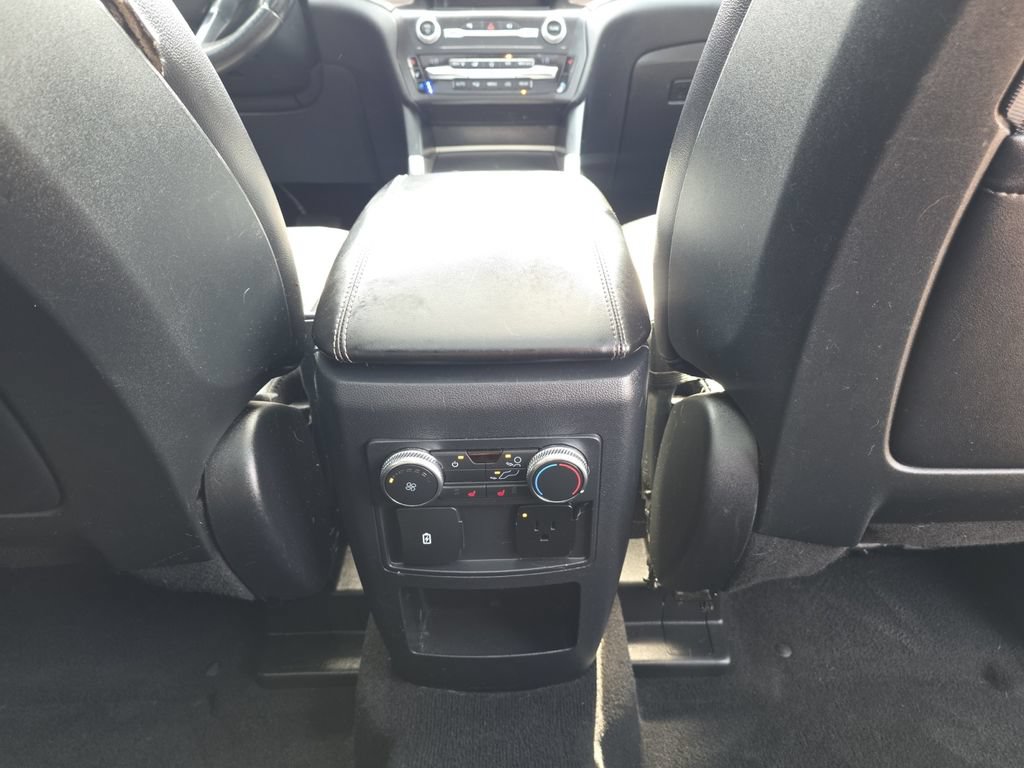 Used 2020 Ford Explorer Limited AWD/4WD image 16