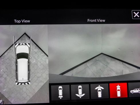 Used 2022 Jeep Grand Wagoneer Series II w/ Convenience Group III image 31