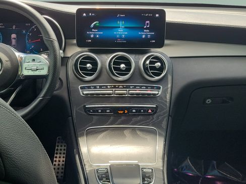 Used 2023 Mercedes-Benz GLC 300 4MATIC Coupe image 10