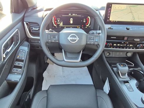 New 2026 Nissan Rogue Platinum w/ Platinum Premium Package image 9