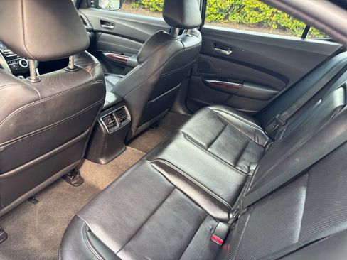 Used 2015 Acura TLX w/ Technology Package image 10