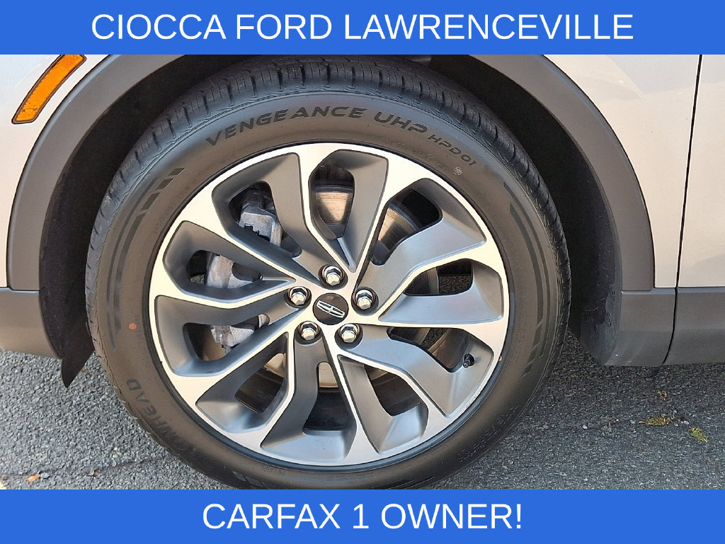 Used 2023 Lincoln Nautilus Reserve AWD/4WD image 12