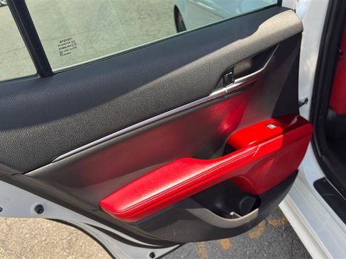 Used 2019 Toyota Camry XSE FWD image 16