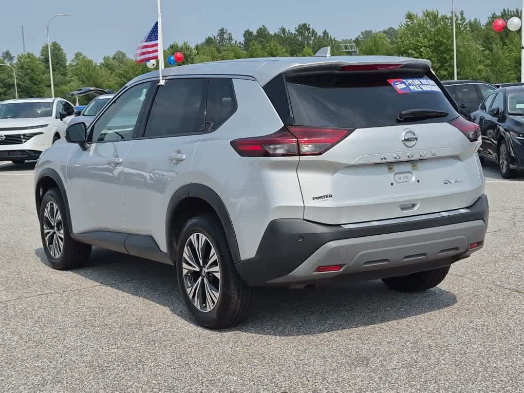 Used 2021 Nissan Rogue SV AWD/4WD image 4