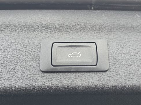 Certified 2022 Audi Q3 2.0T Premium Plus image 16