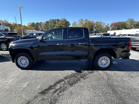 Certified 2023 Chevrolet Colorado W/T w/ WT Convenience Package image 5