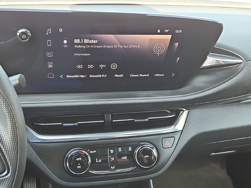 Used 2026 Buick Envista Preferred FWD image 16