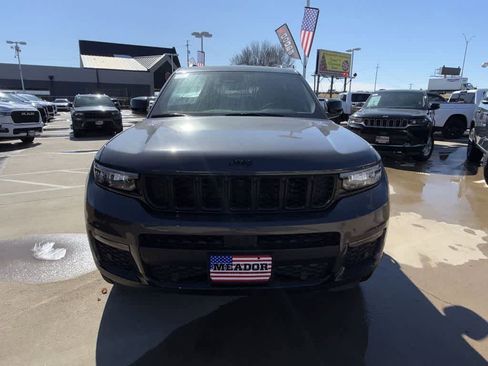 New 2025 Jeep Grand Cherokee L Limited w/ Luxury Tech Group II AWD/4WD image 7