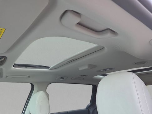 New 2026 Kia Carnival SX Prestige FWD image 35