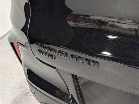 Used 2024 Chevrolet TrailBlazer RS w/ Convenience Package image 5