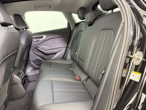 Used 2025 Audi A5 2.0T Premium image 25