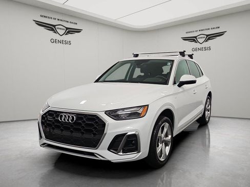 Used 2024 Audi Q5 2.0T Premium Plus w/ Premium Plus Package AWD/4WD image 1