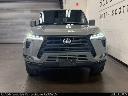 Used 2026 Lexus GX 550 w/ Accessory Package (2T) AWD/4WD image 6