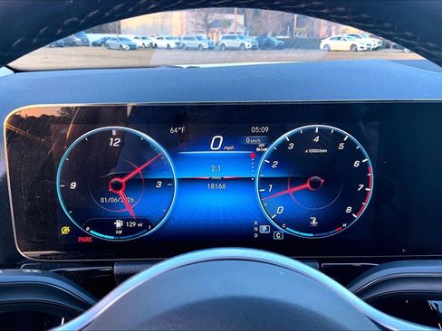 Used 2023 Mercedes-Benz GLA 250 4MATIC w/ Premium Package image 24