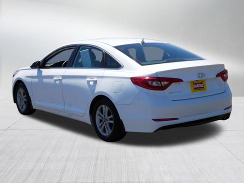 Used 2016 Hyundai Sonata SE FWD image 5