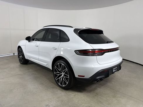 Certified 2026 Porsche Macan Turbo AWD/4WD image 3