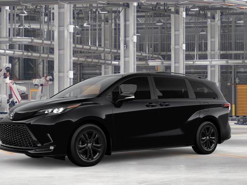 New 2026 Toyota Sienna XSE AWD/4WD image 2