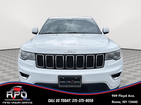 Used 2018 Jeep Grand Cherokee Laredo image 8
