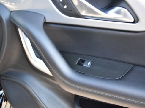 Used 2021 Chevrolet Blazer LT w/ LPO, Black Accent Package image 13