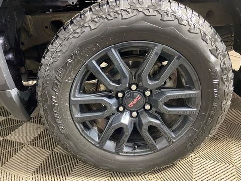 Used 2024 GMC Sierra 1500 Elevation image 26