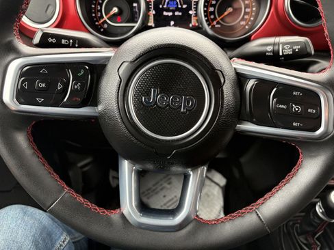 Used 2023 Jeep Gladiator Rubicon w/ LED Lighting Group image 22