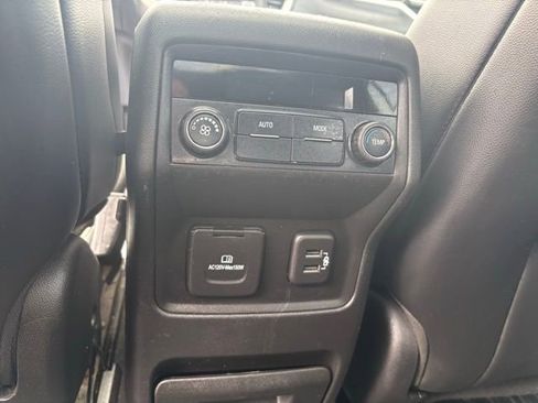 Used 2019 GMC Acadia SLT w/ Black Edition AWD/4WD image 28