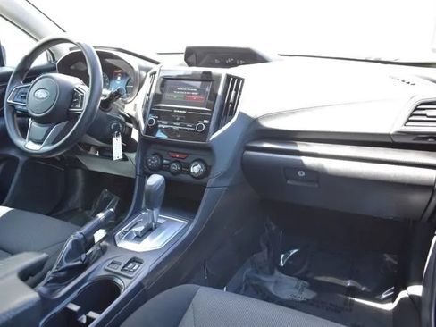 Used 2017 Subaru Impreza 2.0i Premium AWD/4WD image 13