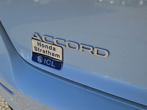 Certified 2025 Honda Accord LX image 5