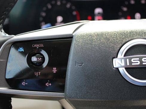Used 2025 Nissan Murano SL AWD/4WD image 20