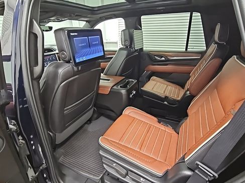 Certified 2024 GMC Yukon Denali Ultimate image 34