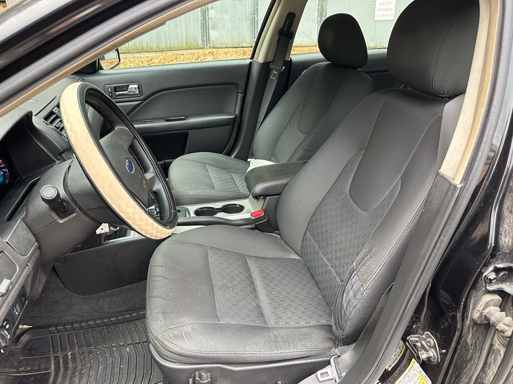 Used 2012 Ford Fusion SE FWD image 28