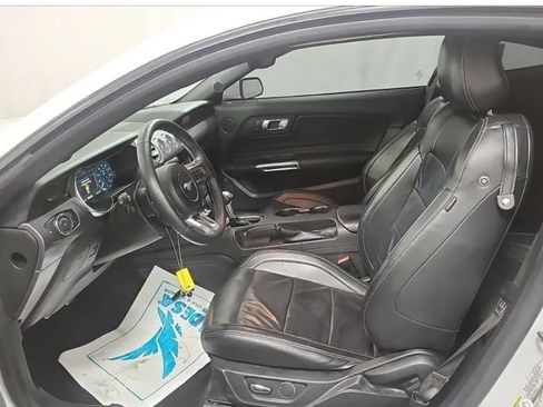 Used 2019 Ford Mustang Premium w/ Ecoboost Performance Package RWD image 8