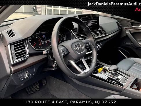 Used 2023 Audi Q5 Premium w/ Convenience Package AWD/4WD image 11
