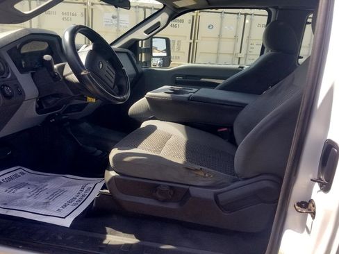 Used 2016 Ford F250 XL image 9